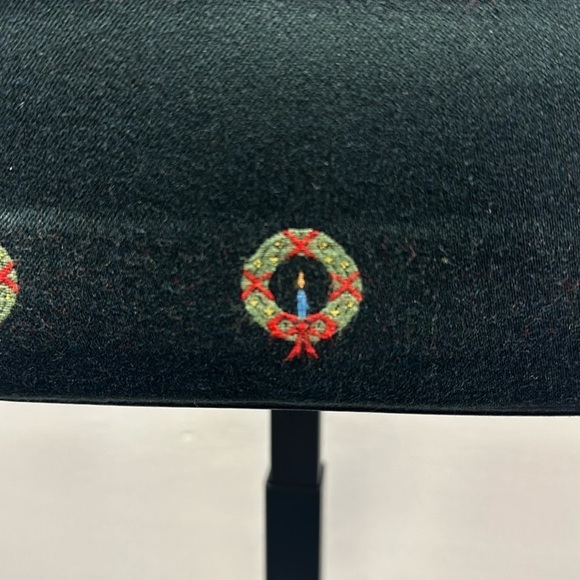 J. McLaughlin Holiday Wreath Purse Bag Black Vintage Embroidered Party Preppy - Picture 8 of 8